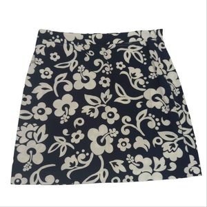 Tommy Hilfiger skirt, bold floral, women size 10